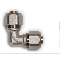 Коліно металопластик KARRO 20х20